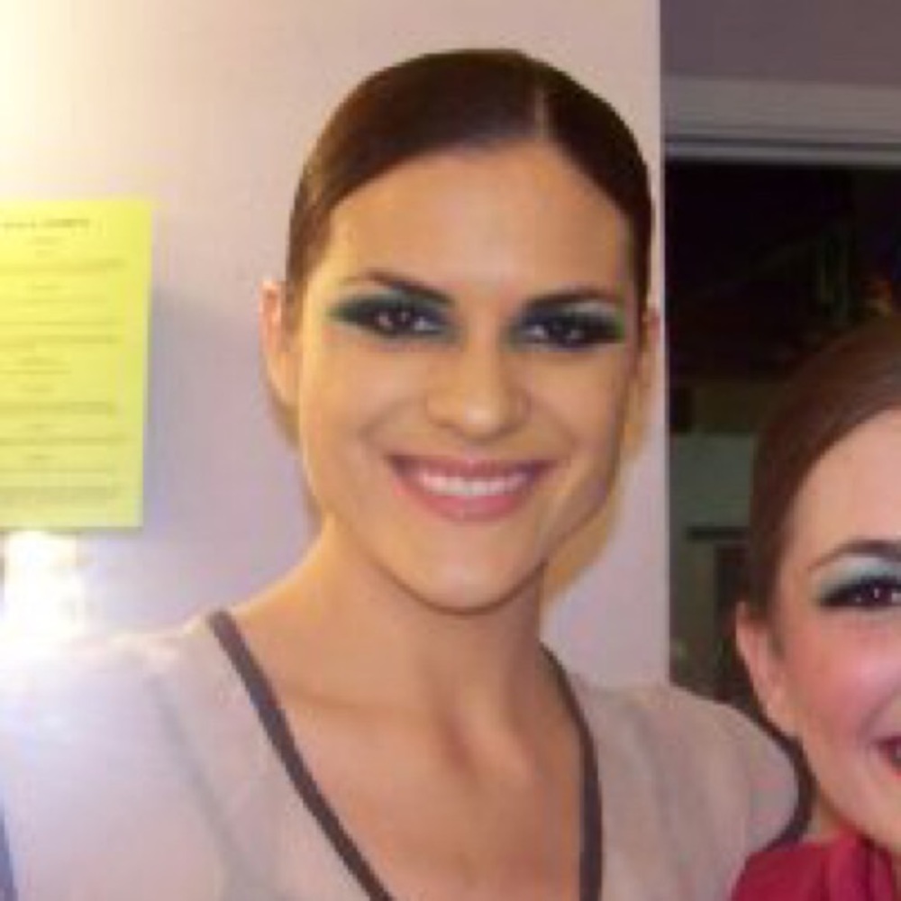 Meet your Posher, Adriana